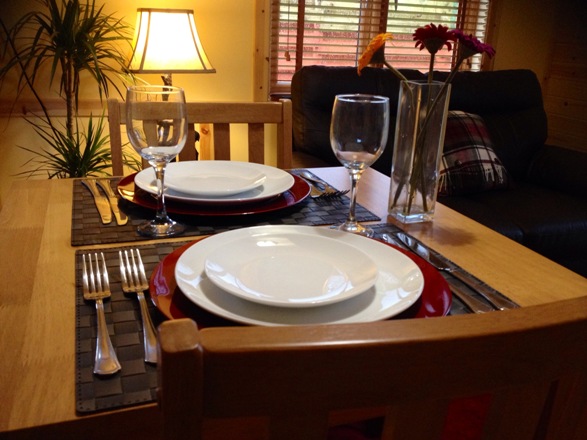 Rashfield Sheilings - Dining